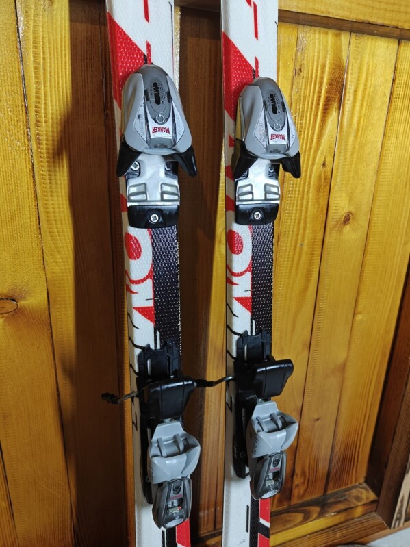 LYŽE ATOMIC RACE 9 JR 150CM